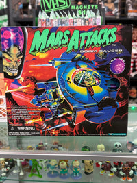 Mars Attacks! - Doom Saucer