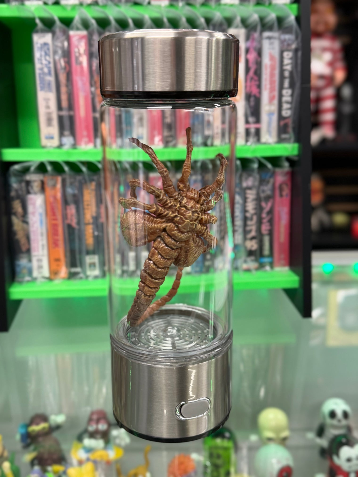 Alien Facehugger - Light Up Specimen Jar
