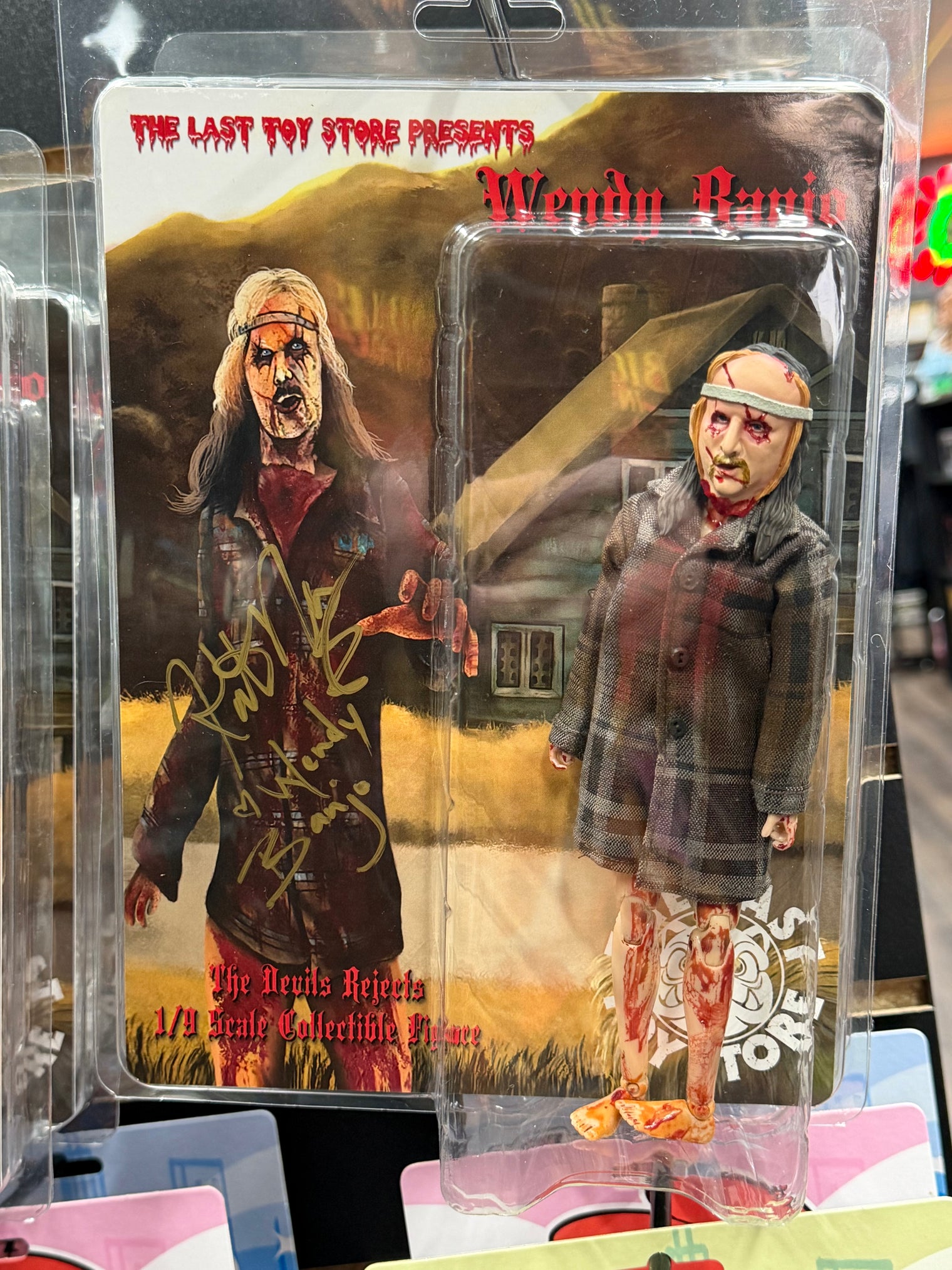 The Devil's Rejects: Wendy Banjo - 1/9 Scale Distinctive Dummies Signed by Kate Norby