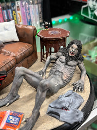 An American Werewolf in London: Transformation Scene David Kessler - Custom 1/10 Statue