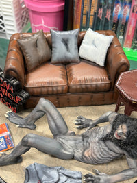 An American Werewolf in London: Transformation Scene David Kessler - Custom 1/10 Statue