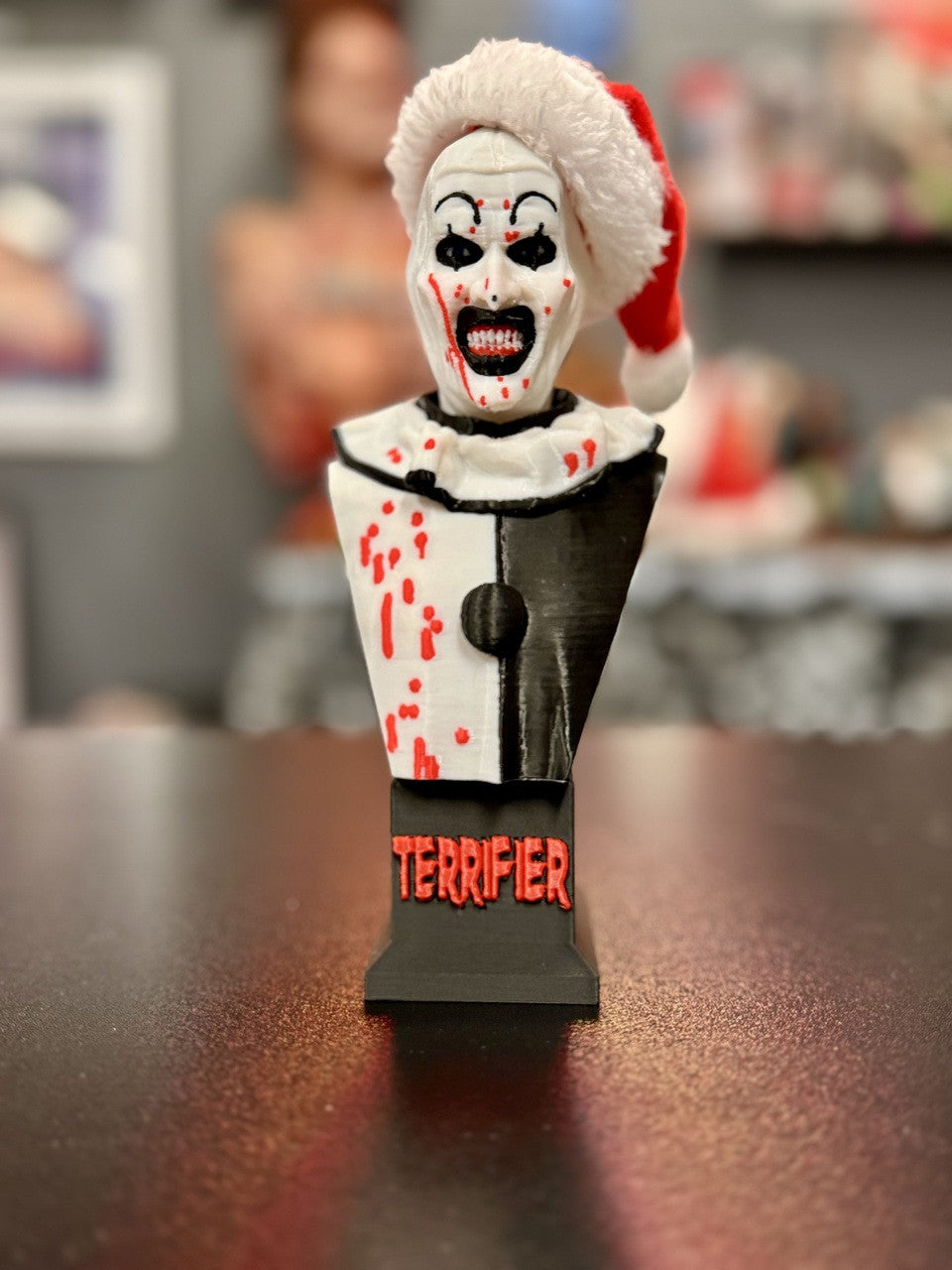 Terrifier: Art the Clown - 6" Mini Bust