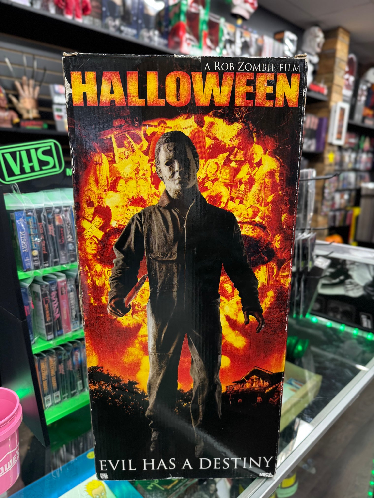 Rob Zombie's Halloween: Michael Myers - 18" Figure with Motion Activated Sound