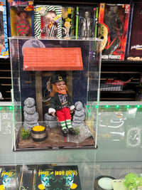 Leprechaun with Wishing Well Diorama - Deluxe 1/9 Scale Distinctive Dummies