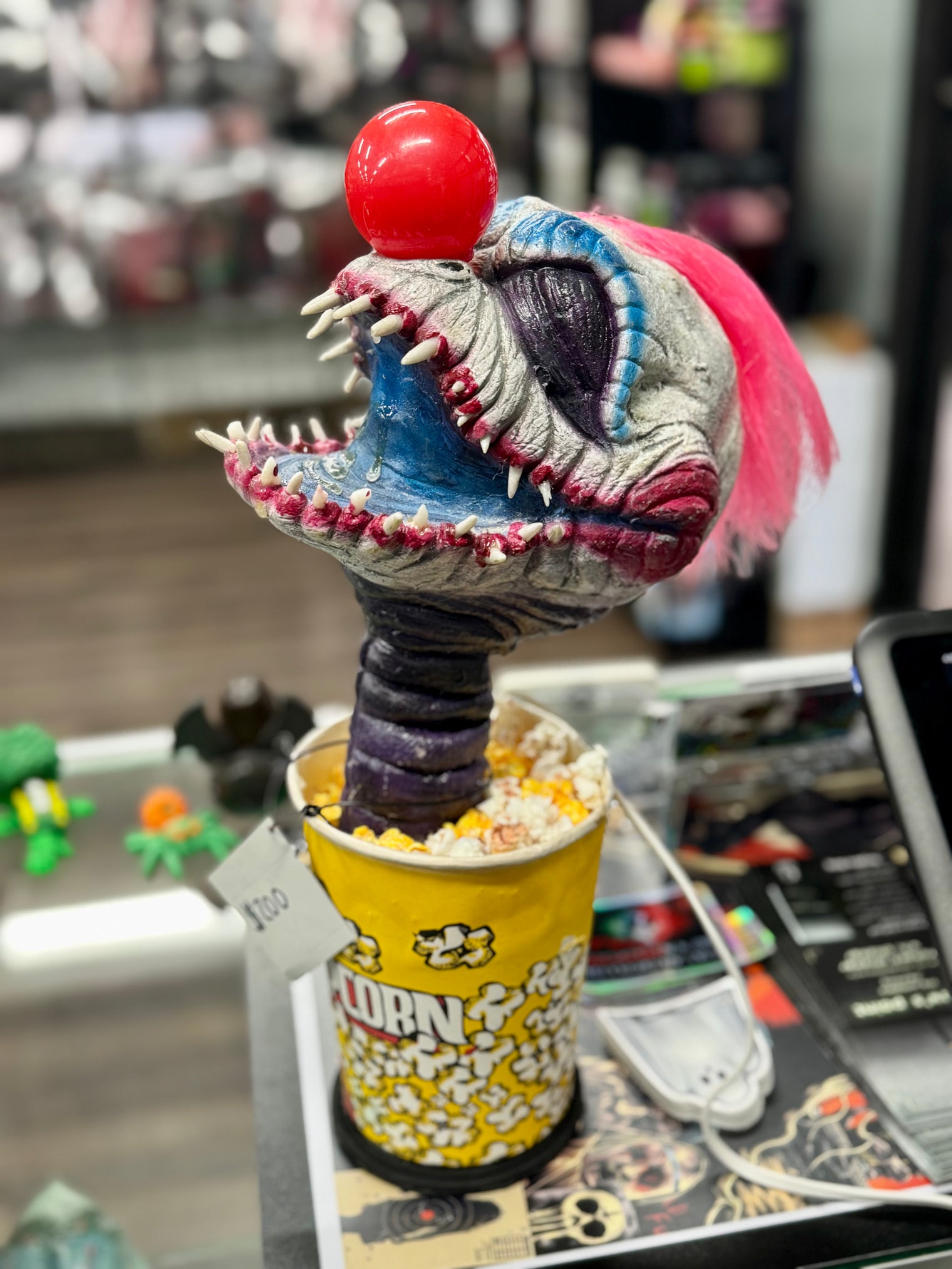 Killer Klowns from Outer Space - Baby Klown Lamp