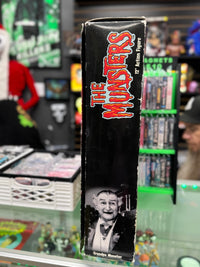 The Munsters: Grandpa Munster - 40th Anniversary 1/6 Scale Figure