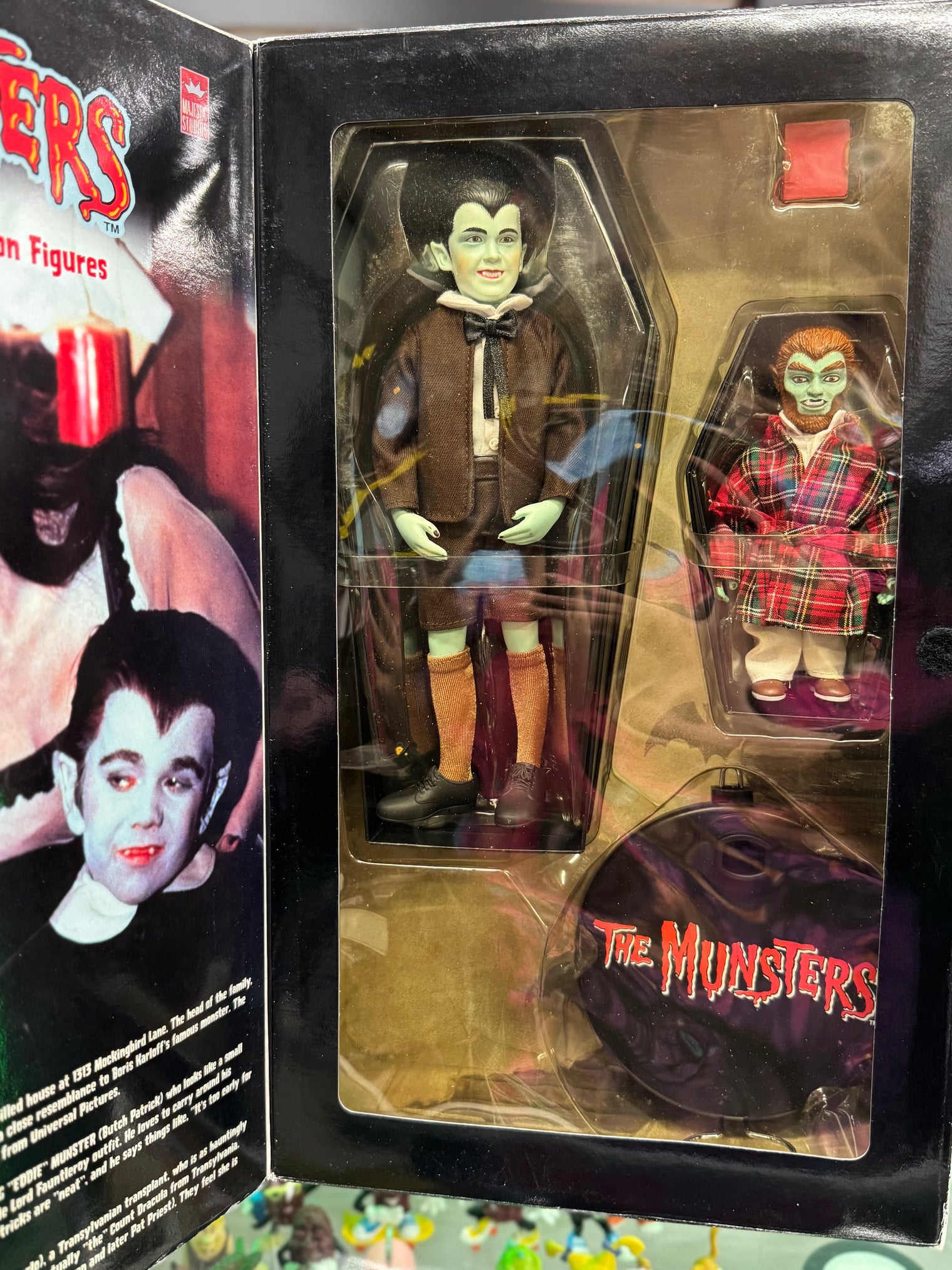 The Munsters: Eddie Munster - 40th Anniversary 1/6 Scale Figure