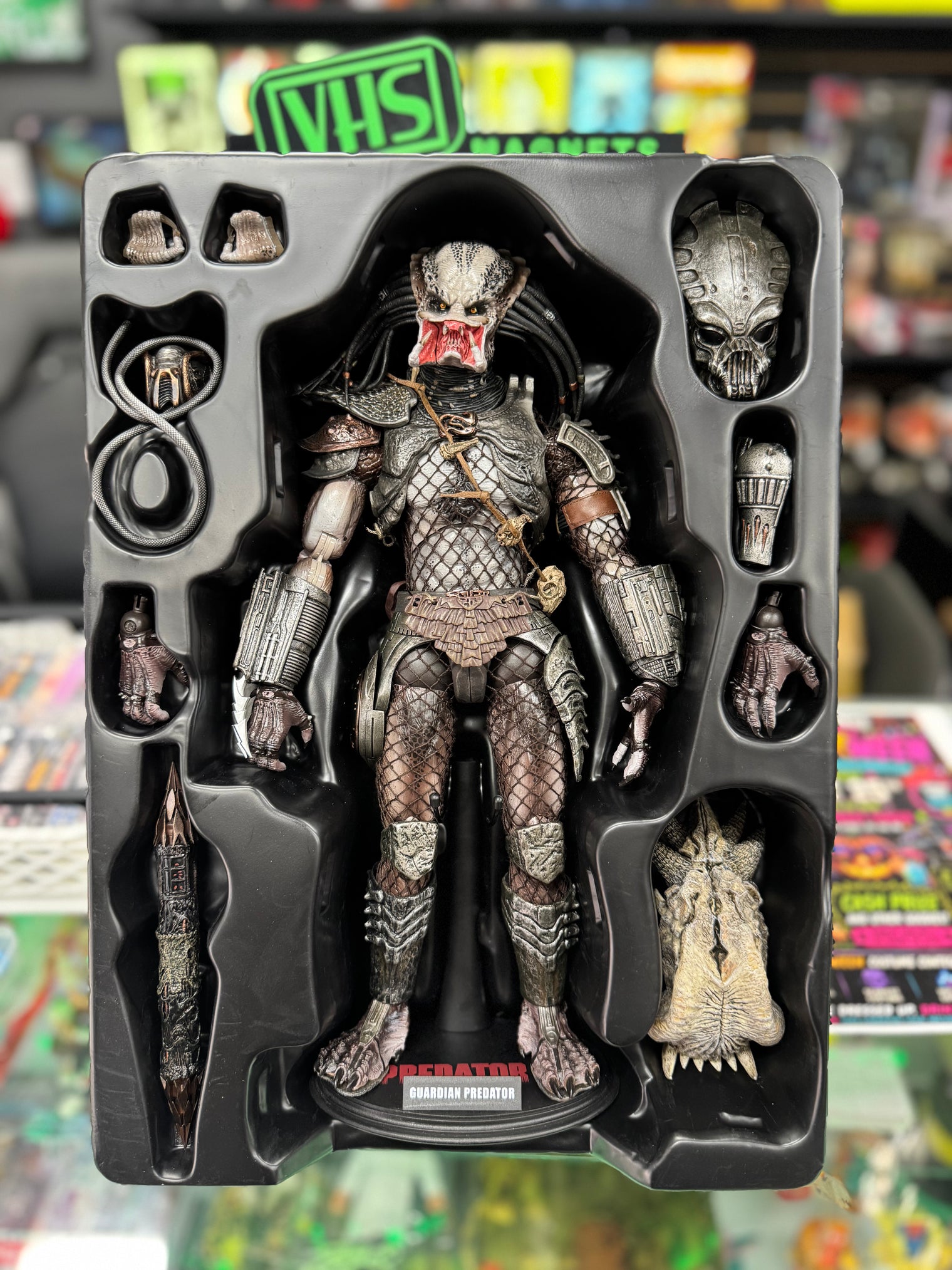 Predator 2: Guardian Predator (Sideshow Exclusive) - 1/6 Scale Figure