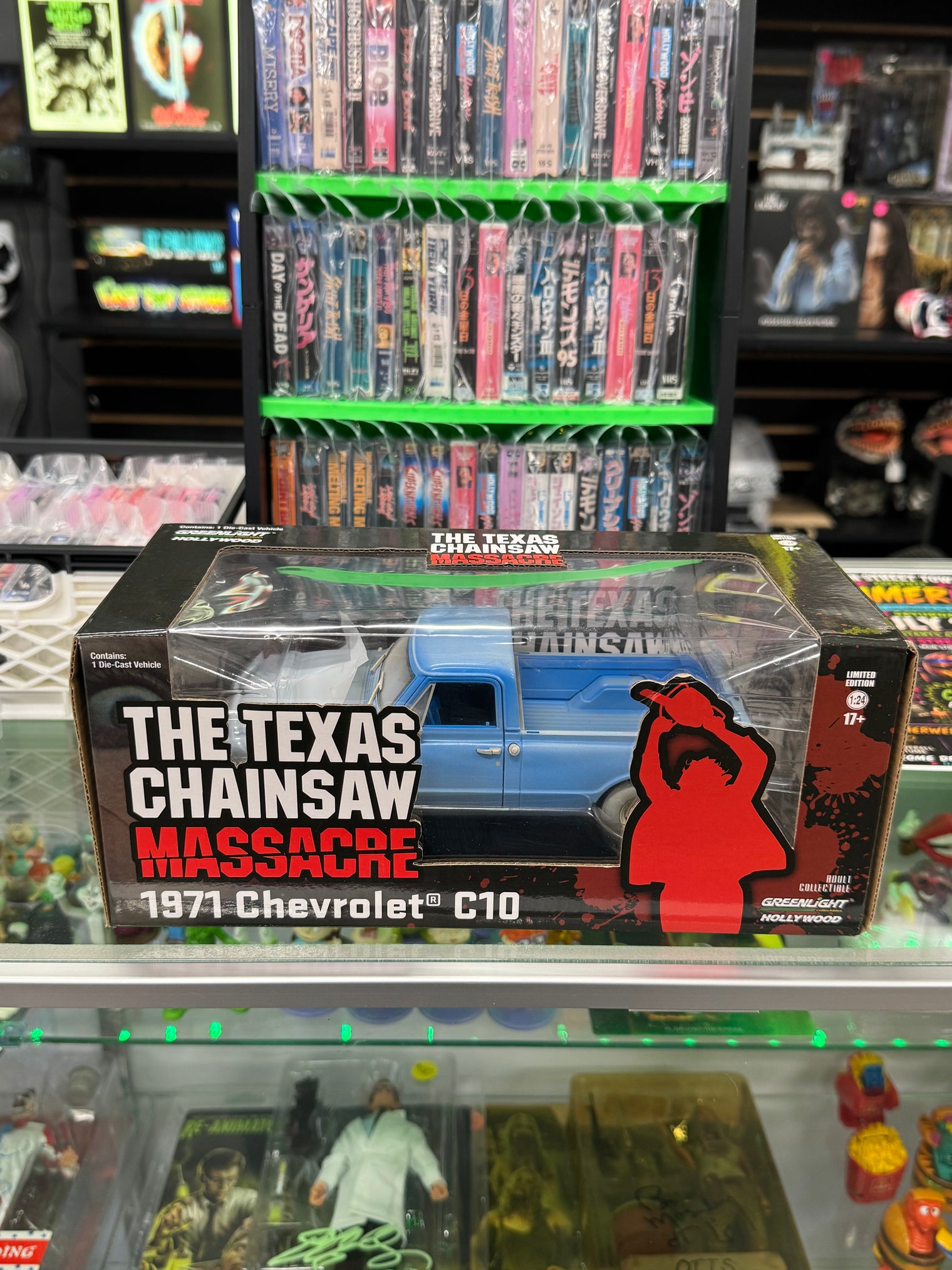 The Texas Chainsaw Massacre: 1971 Chevrolet C10 - 1:24 Die-Cast Vehicle