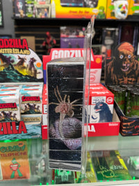 Aliens: Bishop (Queen Attack) - 7" Scale Figure