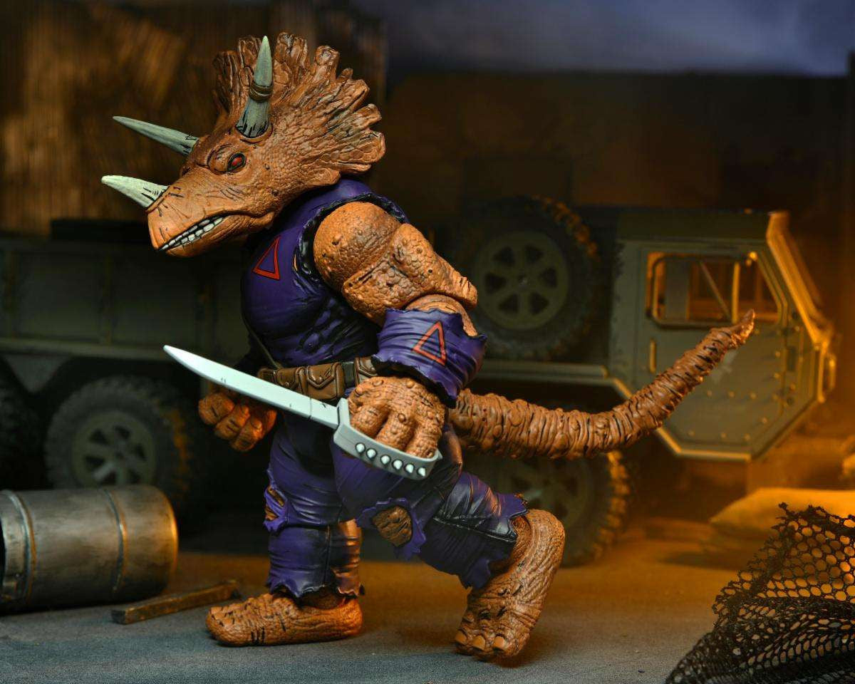 NECA TMNT: Ultimate Zog (Mirage Comics) - 7" Scale Deluxe Action Figure