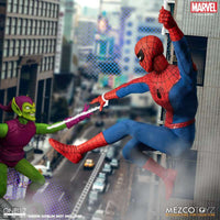 Mezco Toyz The Amazing Spider-Man One:12 Deluxe Edition Action Figure