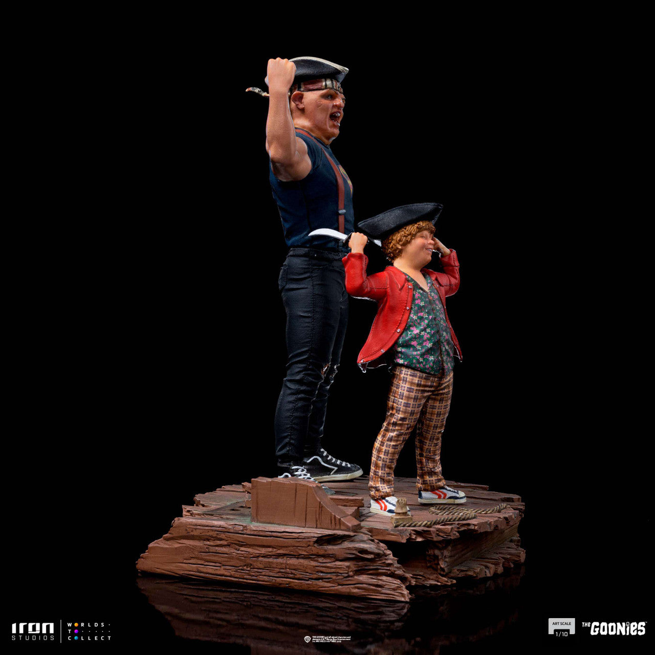 Iron Studios The Goonies: Sloth and Chunk - 1:10 Scale Art Statue