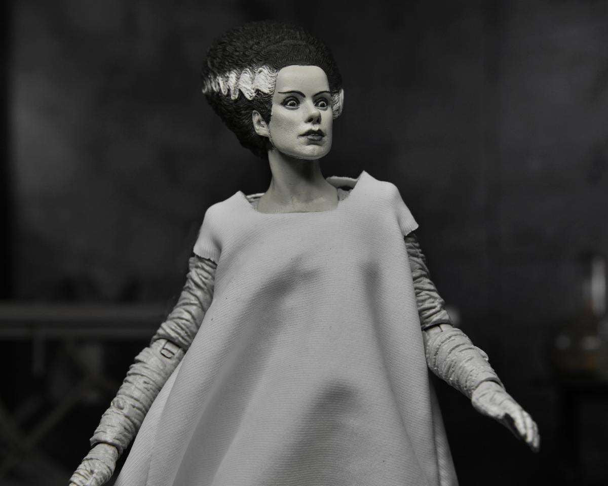 NECA Universal Monsters: Ultimate Bride of Frankenstein (Black & White) - 7" Scale Action Figure