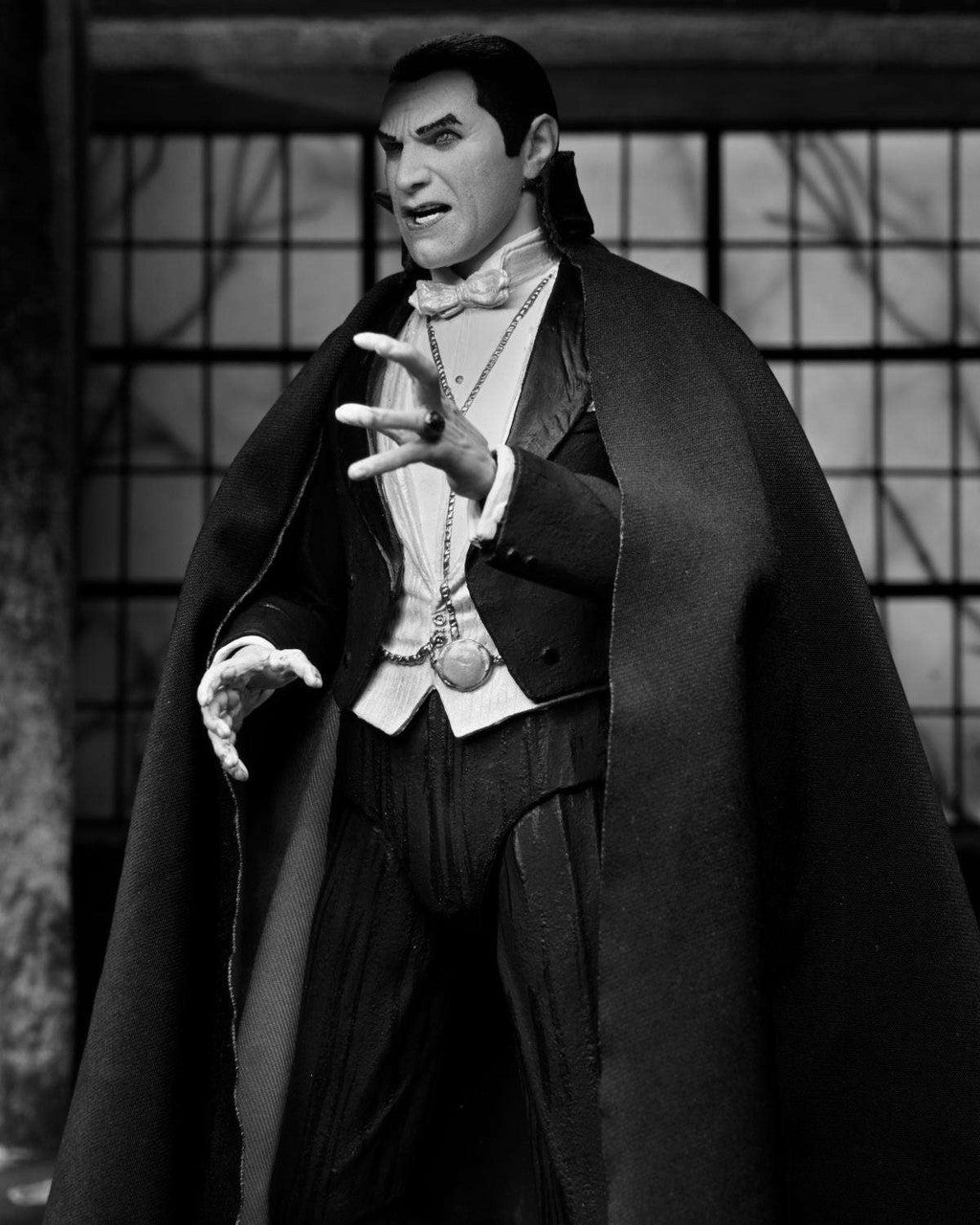 NECA Universal Monsters: Ultimate Dracula Carfax Abbey (B&W Tux) 7" Scale Action Figure