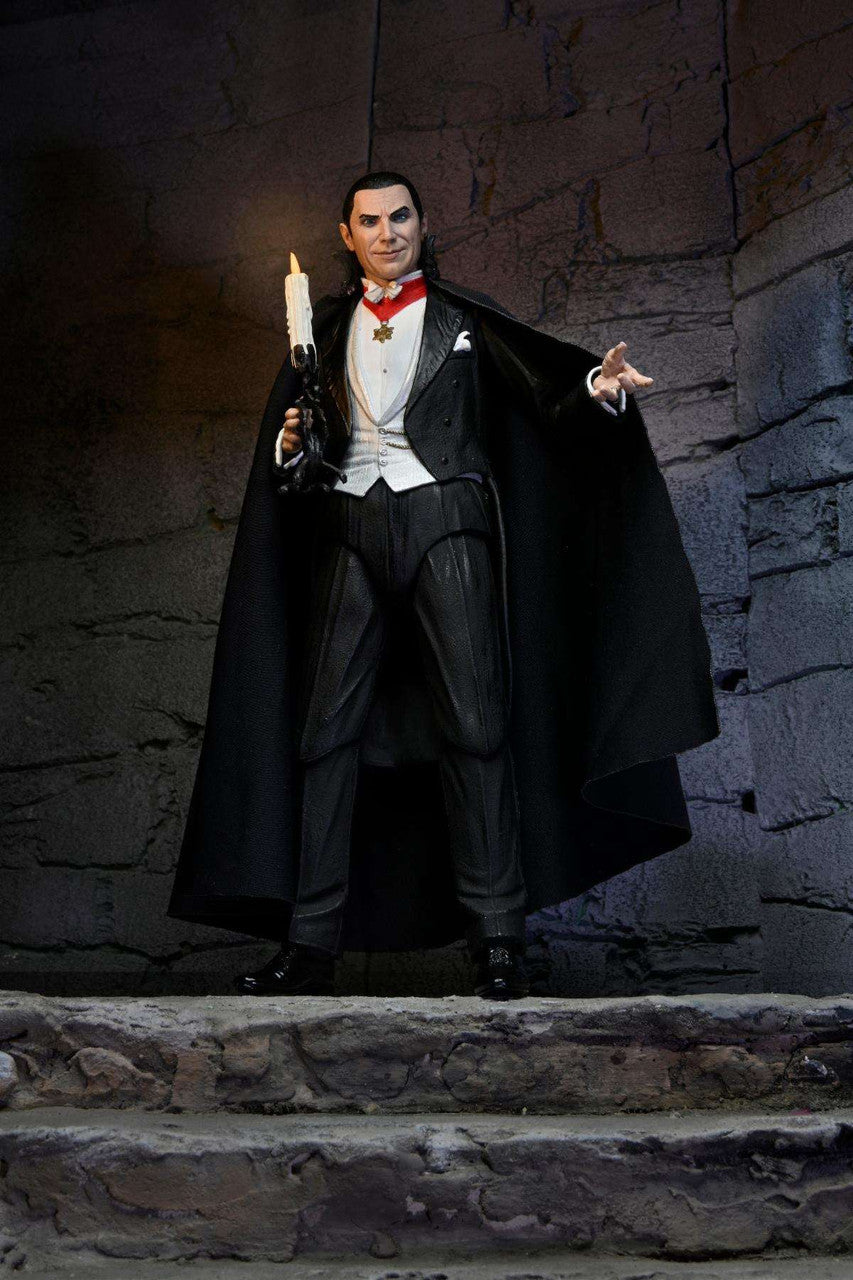 NECA Universal Monsters: Ultimate Dracula (Transylvania) - 7" Scale Action Figure