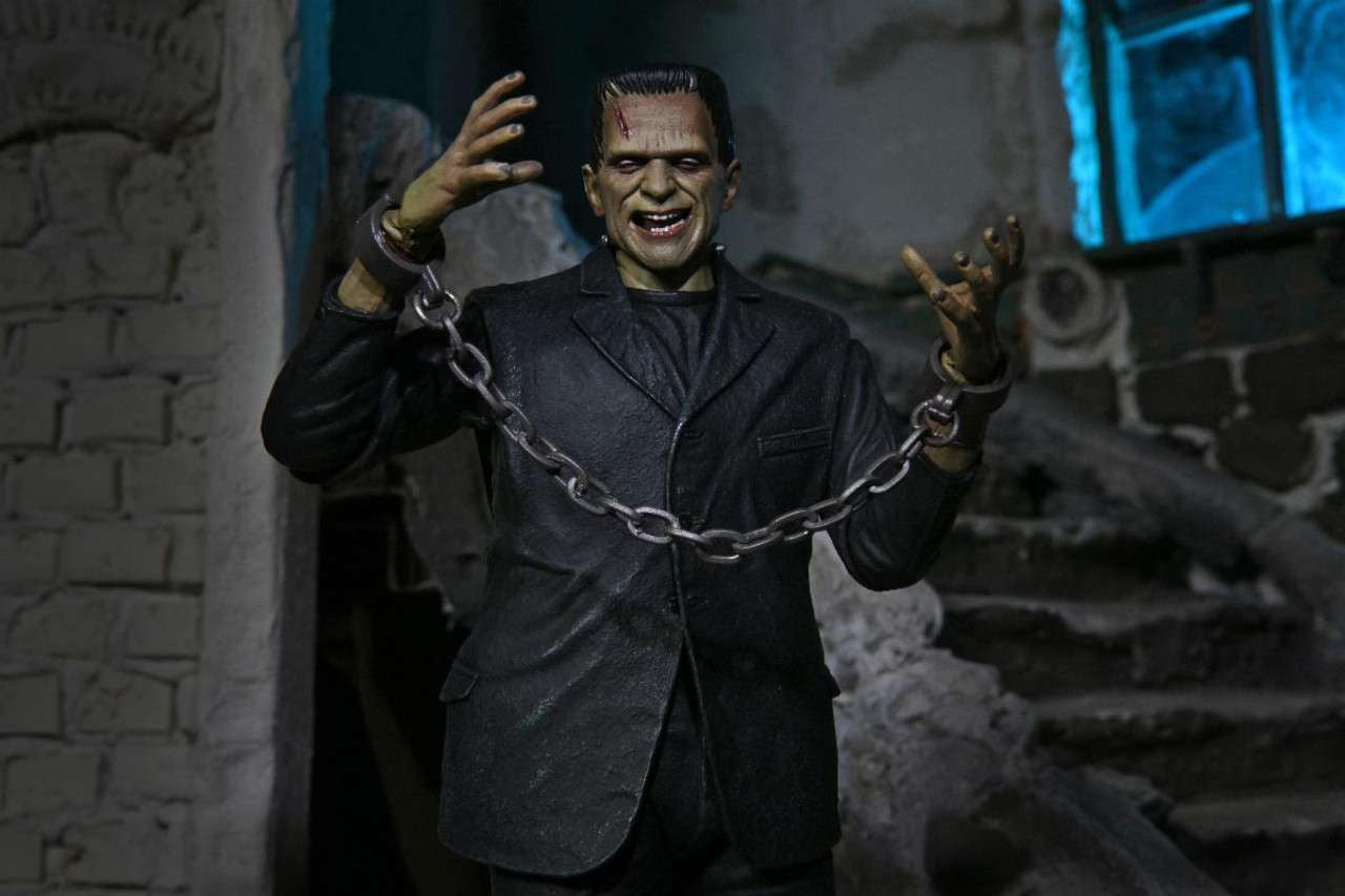 NECA Universal Monsters: Ultimate Frankenstein - 7" Scale Action Figure