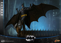 Batman Returns: Deluxe Batman - 1/6 Scale Figure