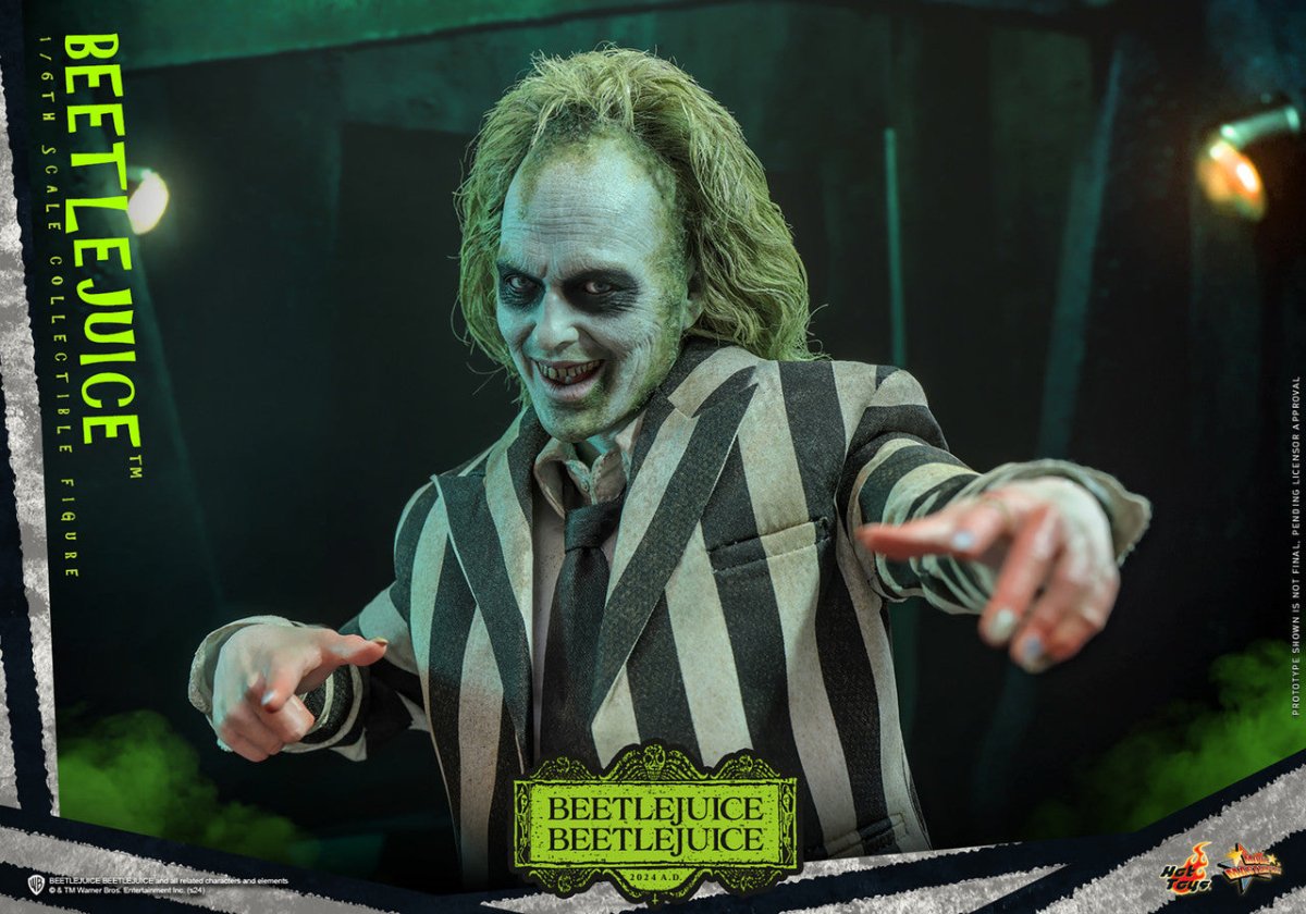 Beetlejuice Beetlejuice - 1/6 Scale Figure with Tombstone - The Last Toy Store