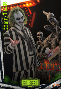 Beetlejuice Beetlejuice - 1/6 Scale Figure with Tombstone