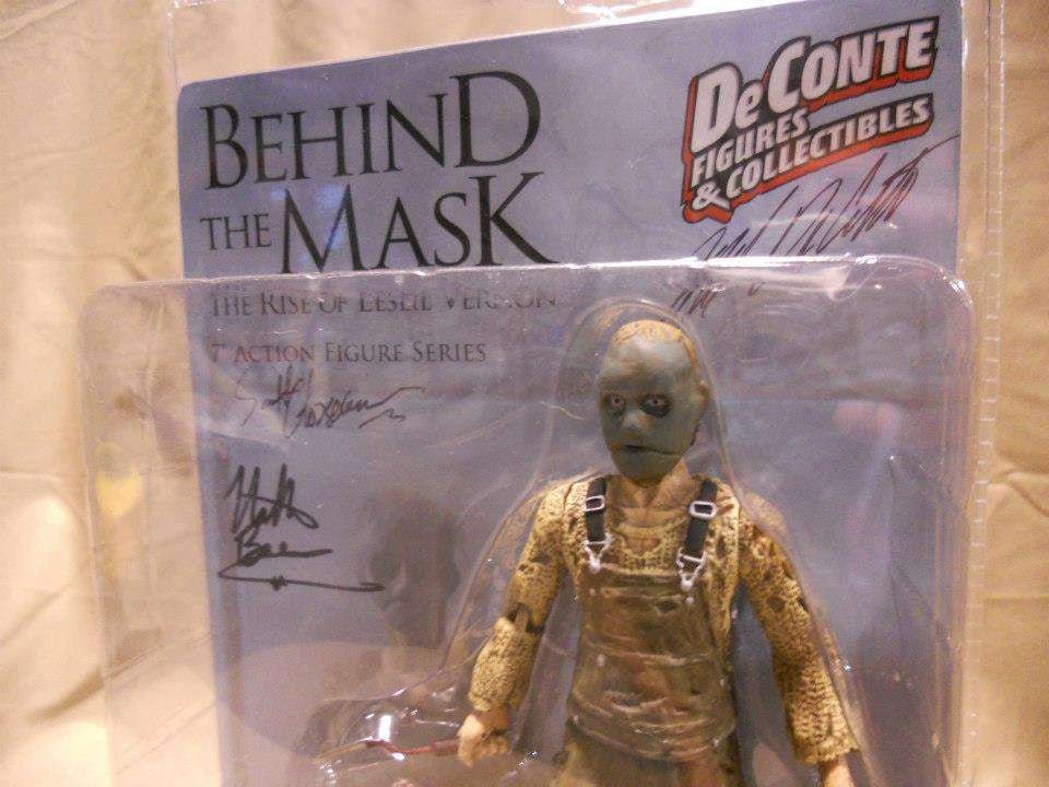 Behind the Mask: The Rise of Leslie Vernon LIMITED SIGNATURE EDITION - 7" Action Figure - The Last Toy Store