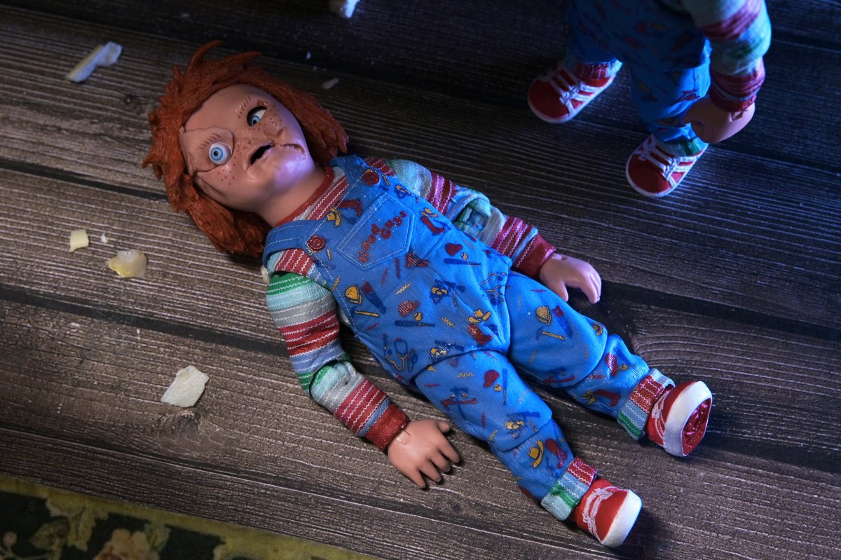 Child's Play 2: Ultimate Chucky - 7" Scale Figure - NECA