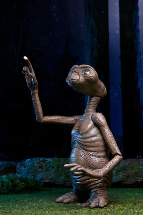 E.T. The Extra - Terrestrial: (40th Anniversary Editon) Ultimate E.T. - 7" Scale Action Figure - The Last Toy Store