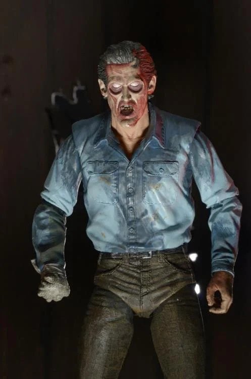 Evil Dead 2: Ultimate Ash - 7" Scale Figure - NECA
