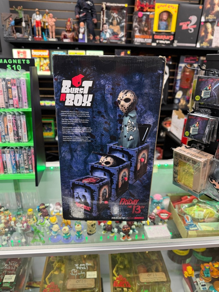 Mezco Toyz - Friday the 13th - Burst-A-Box