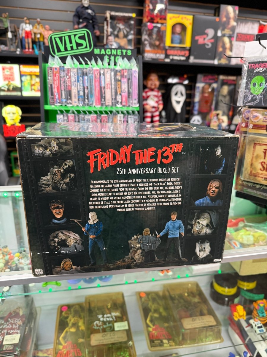 NECA - Friday the 13th: Pamela and Jason Voorhees - 25th Anniversary Box Set