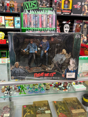NECA - Friday the 13th: Pamela and Jason Voorhees - 25th Anniversary Box Set