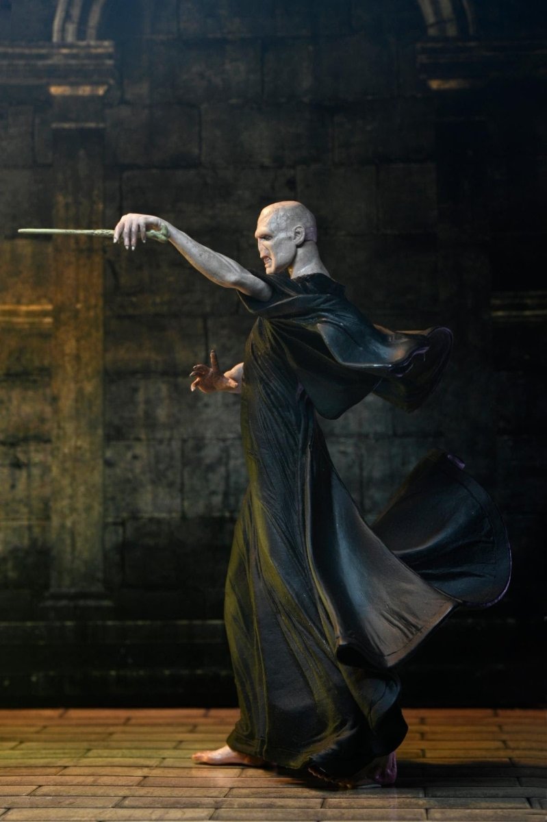 Harry Potter (Legacy Collection): Voldemort - 7" Scale Figure - NECA