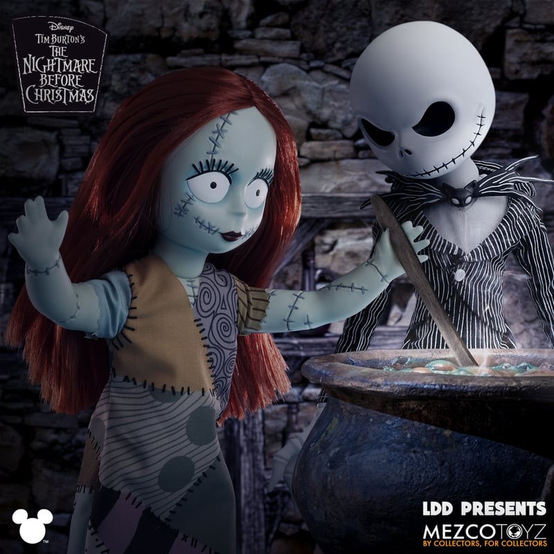 Mezco Toyz - (Pre-Order) LDD Presents: The Nightmare Before Christmas - Sally - 10" Living Dead Doll