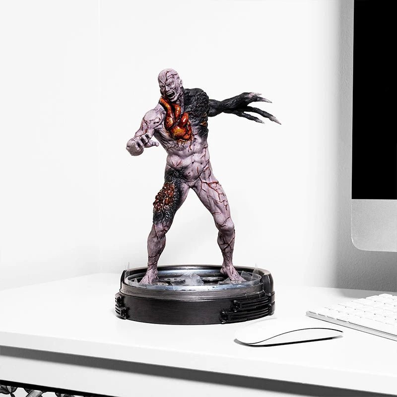 Numskull - (Pre-Order) Resident Evil: Tyrant T-002 - Limited Edition Statue