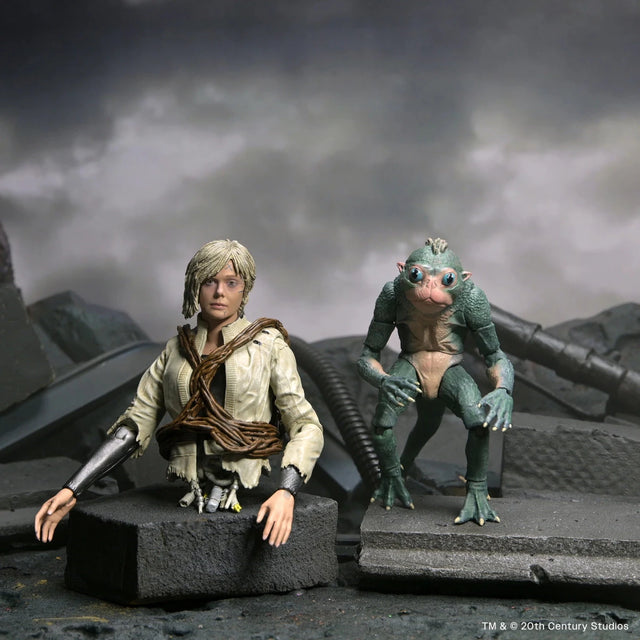 Predator: Badlands - Ultimate Thia & Bud - 7" Scale Figures - NECA