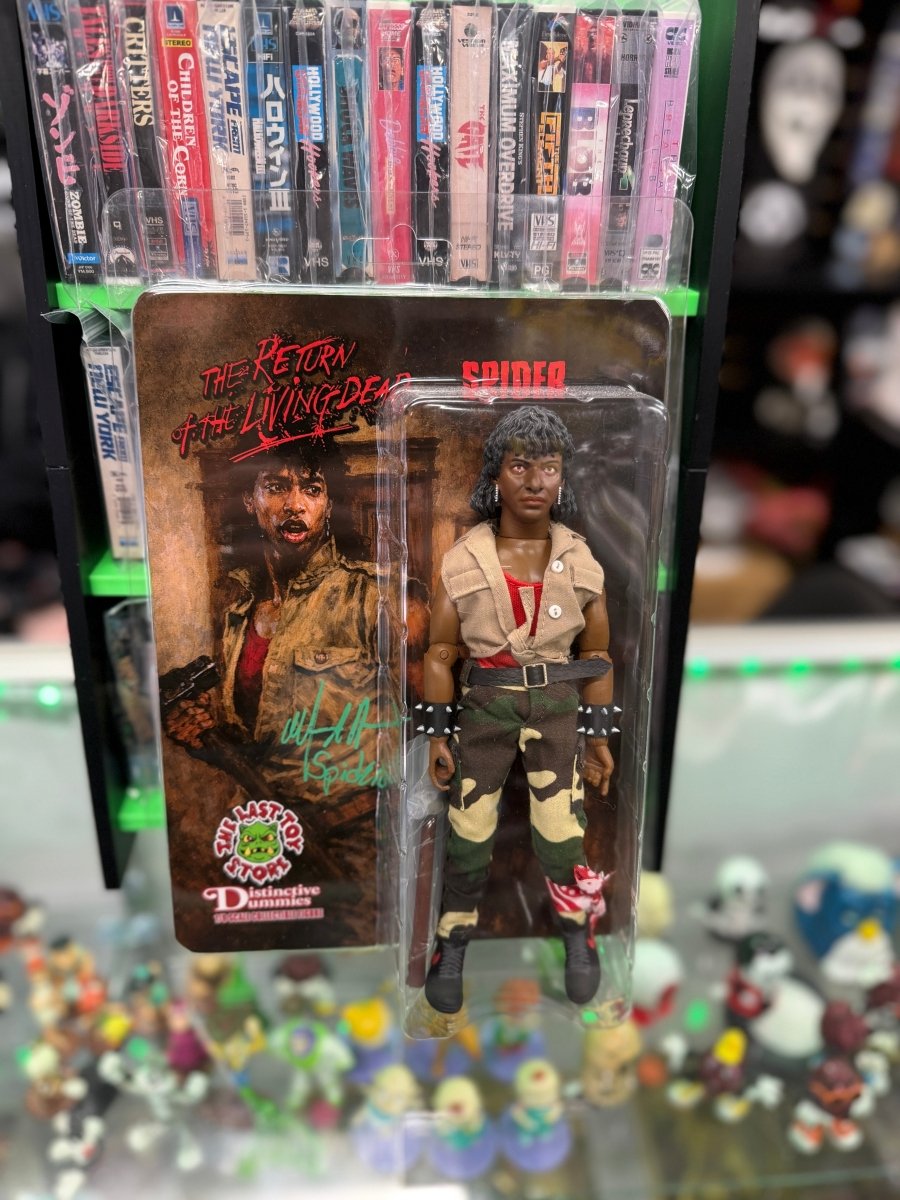 Distinctive Dummies - Return of the Living Dead: Spider - 1/9 Scale Distinctive Dummies (Signed by Miguel Núñez)