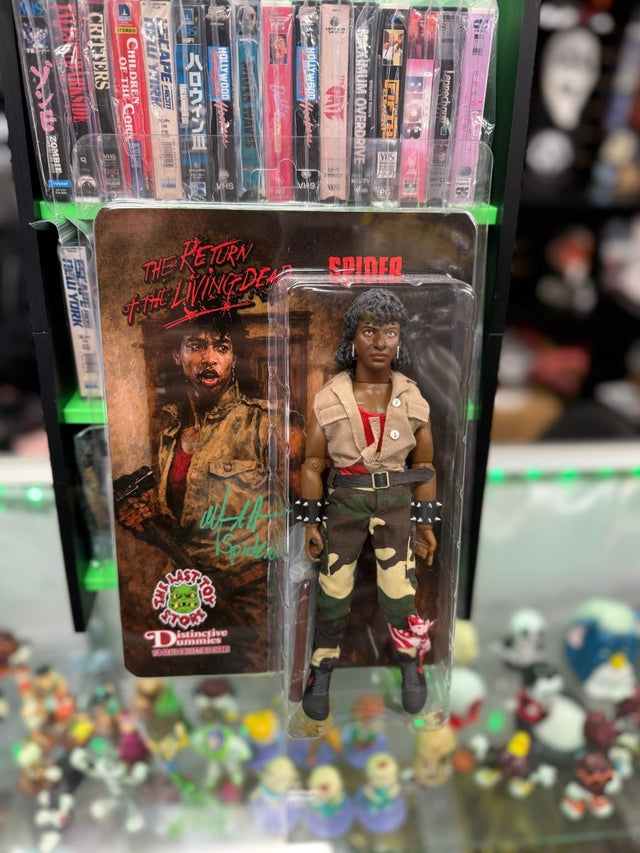 Distinctive Dummies - Return of the Living Dead: Spider - 1/9 Scale Distinctive Dummies (Signed by Miguel Núñez)