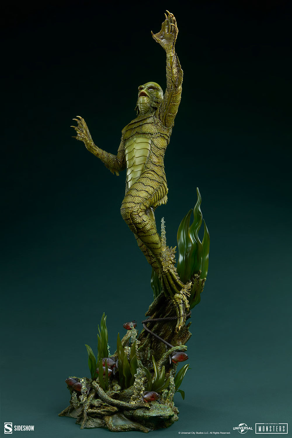 Universal Monsters: Creature from the Black Lagoon - Premium Format Statue