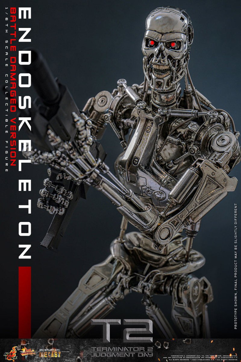 Terminator 2: Battle Damaged Endoskeleton - 1/6 Scale Figure - Hot Toys