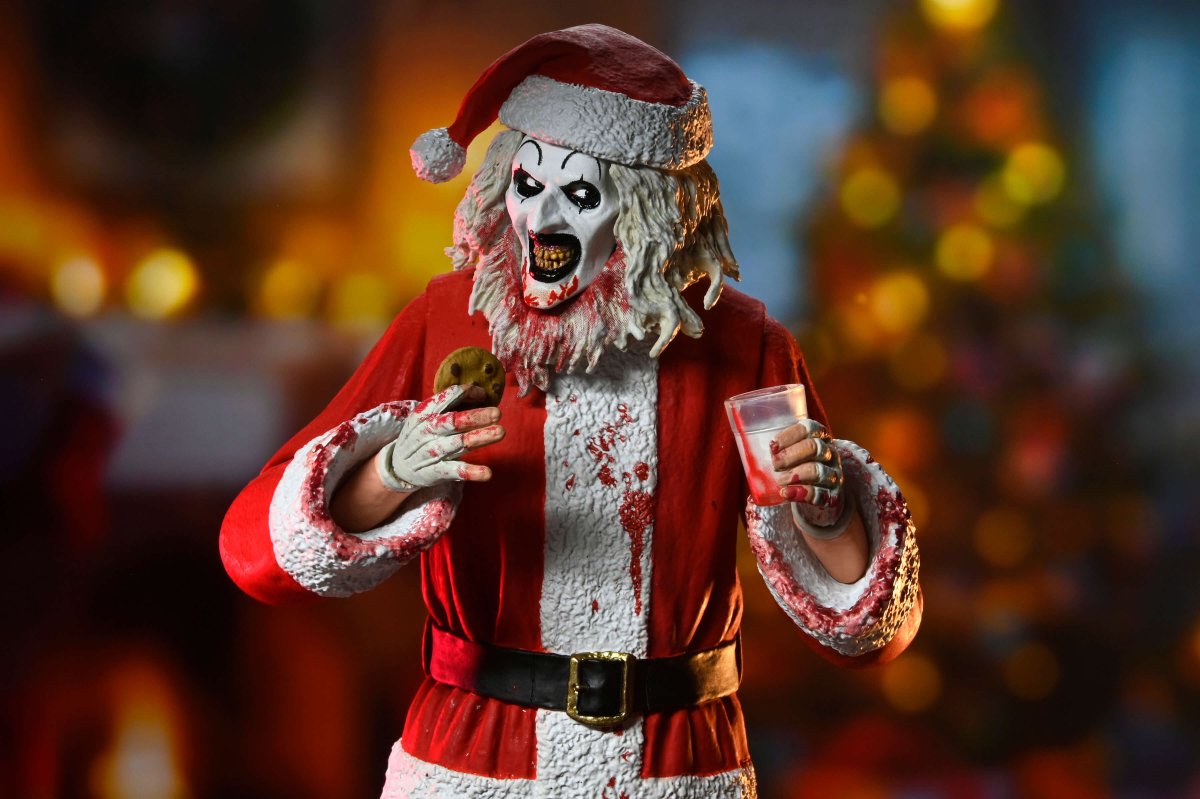 Terrifier 3: Ultimate Santa Art the Clown (Bloody) - 7" Scale Figure - NECA