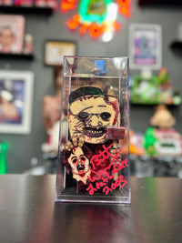 Texas Chainsaw Massacre (2003): Kemper Kill Edition Blockheadz - Signed by Brett Wagner - The Last Toy Store