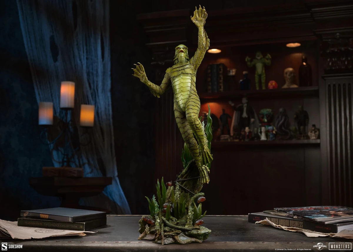 Universal Monsters: Creature from the Black Lagoon - Premium Format Statue - Sideshow Collectibles