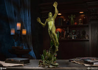 Universal Monsters: Creature from the Black Lagoon - Premium Format Statue - Sideshow Collectibles