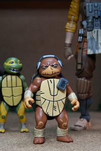 TMNT The Last Ronin (The Lost Years): Grammy April with Baby Yi & Moja - 7" Scale Figures