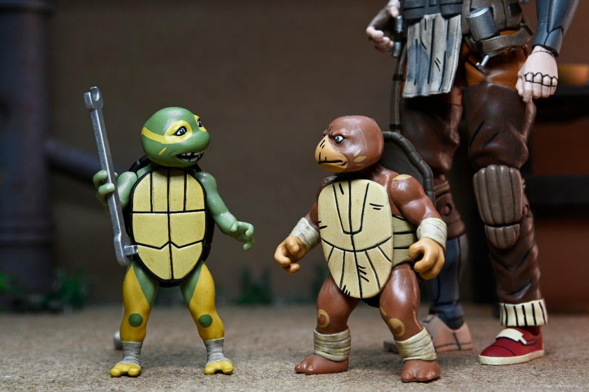 TMNT The Last Ronin (The Lost Years): Grammy April with Baby Yi & Moja - 7" Scale Figures