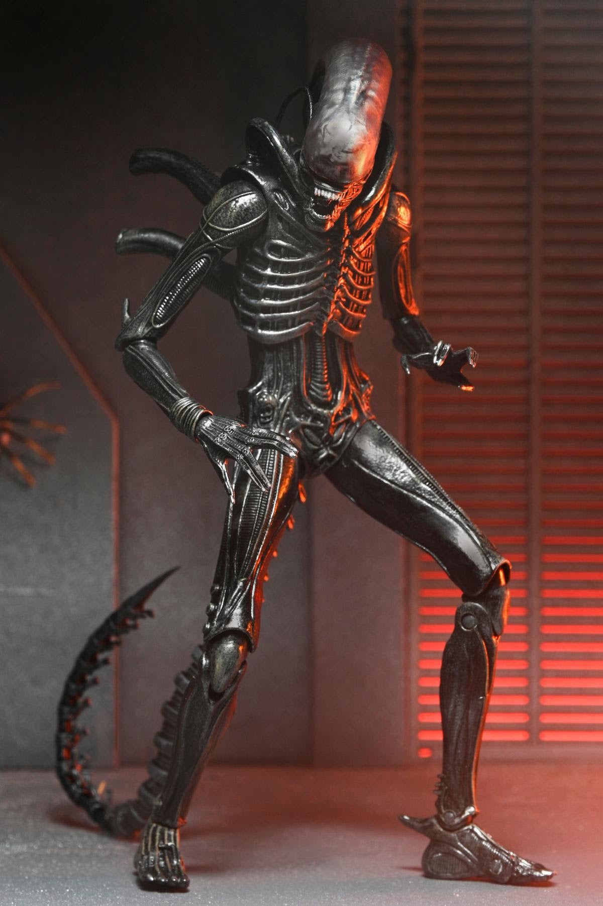 Alien Romulus: Ultimate Xenomorph XX121 - 7" Scale Figure