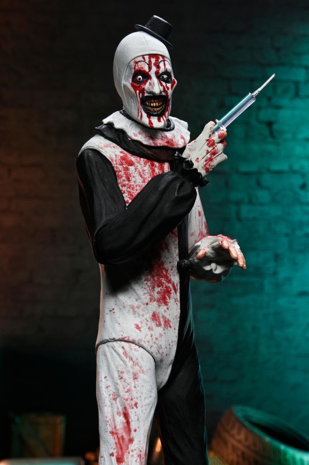 Terrifier 2: Ultimate Blood Spattered Art the Clown - 7" Scale Figure