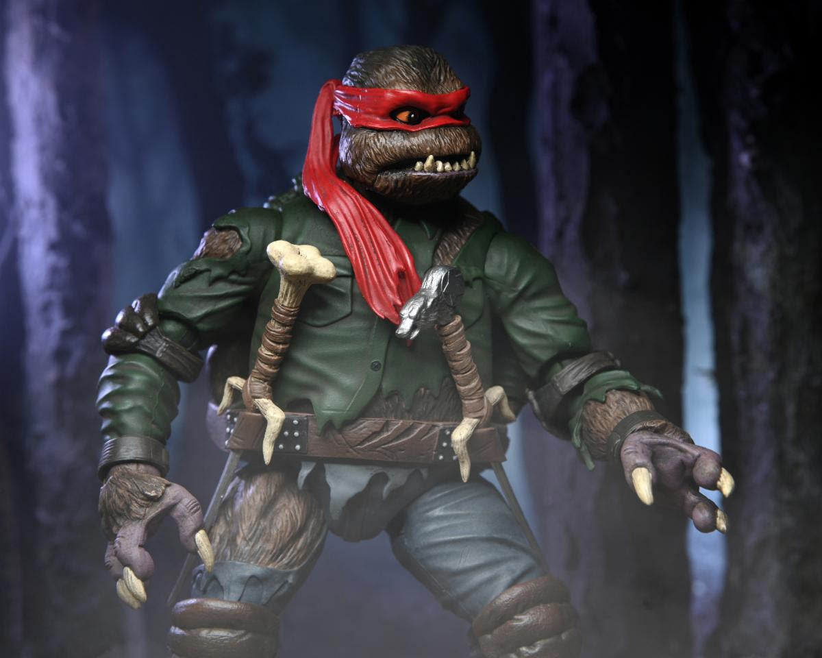 Universal Monsters x TMNT: Ultimate Raphael as the Wolfman - 7" Scale Figure